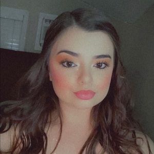 Meet your Posher, Ariel